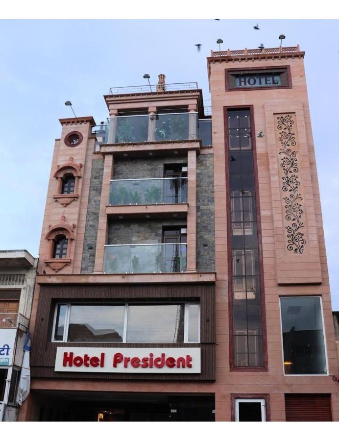 Hotel President, Jodhpur จ๊อดปูร์ ภายนอก รูปภาพ