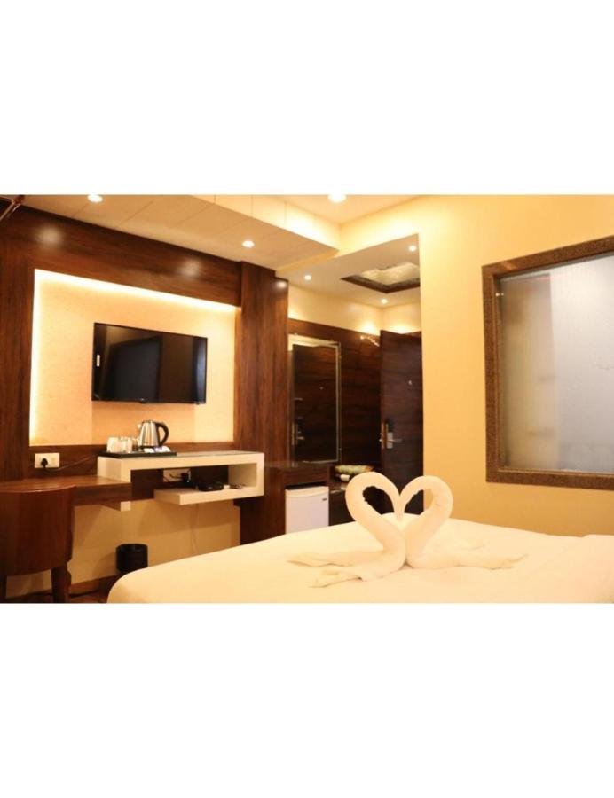Hotel President, Jodhpur จ๊อดปูร์ ภายนอก รูปภาพ